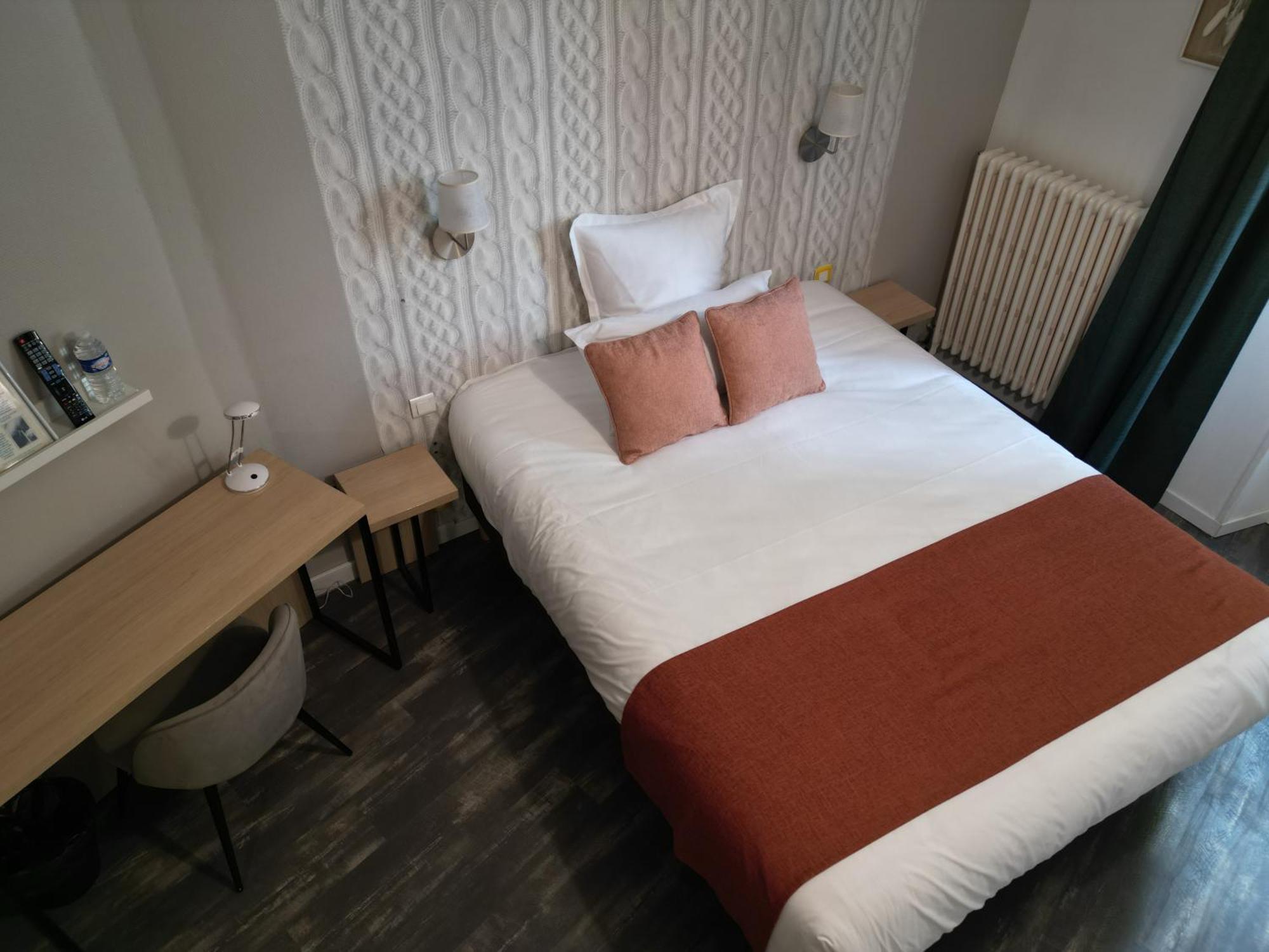 Les Platanes Hotel